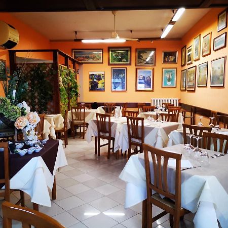 Osteria Dei Locandieri أبّادييا سان سالفاتور المظهر الخارجي الصورة