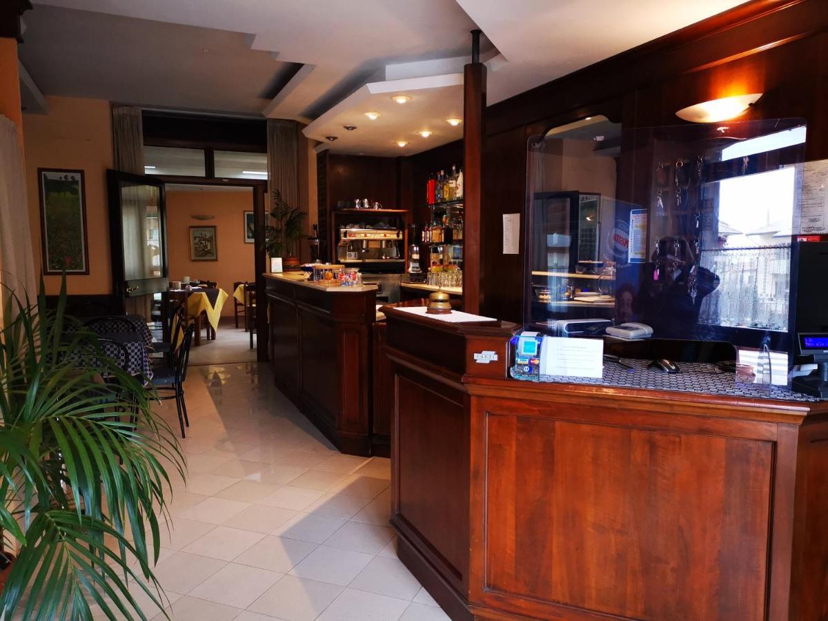 Osteria Dei Locandieri أبّادييا سان سالفاتور المظهر الخارجي الصورة